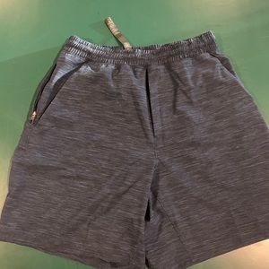 Lulu lemon 7”pace breaker short -linerless